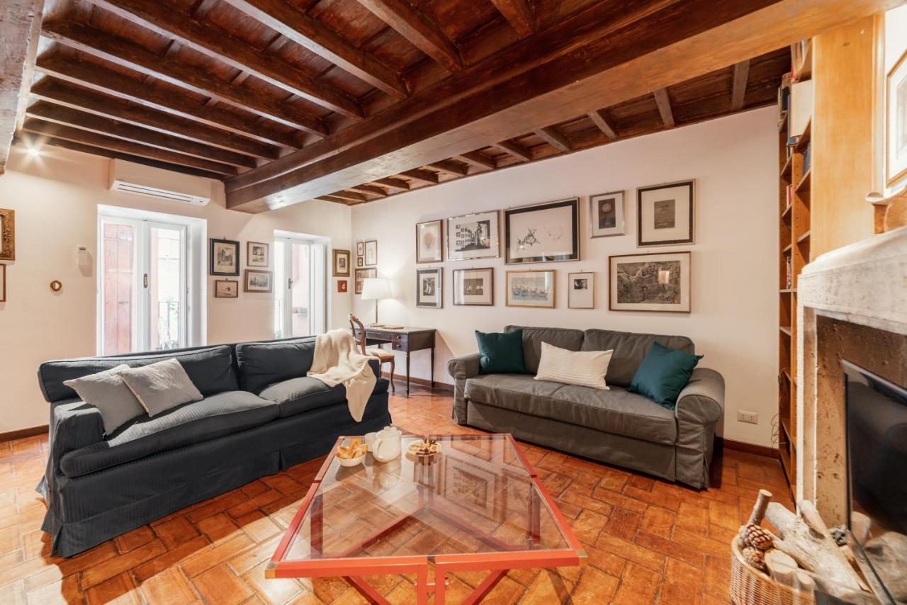 רומא Domus Quiritum Charming, Appartamento D'Epoca A Campo De' Fiori מראה חיצוני תמונה
