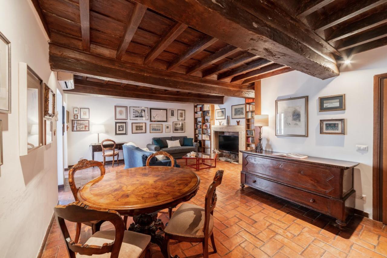 רומא Domus Quiritum Charming, Appartamento D'Epoca A Campo De' Fiori מראה חיצוני תמונה