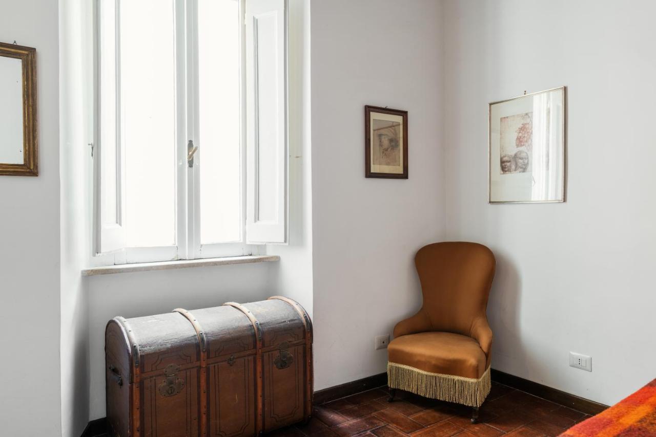 רומא Domus Quiritum Charming, Appartamento D'Epoca A Campo De' Fiori מראה חיצוני תמונה
