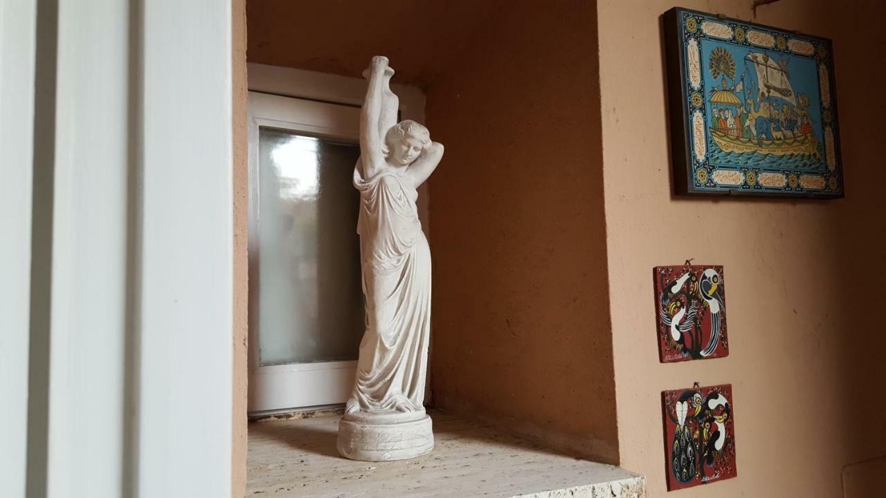 רומא Domus Quiritum Charming, Appartamento D'Epoca A Campo De' Fiori מראה חיצוני תמונה